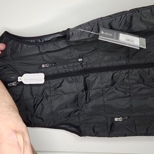 NWT Free Country nylon padded vest. Unisex